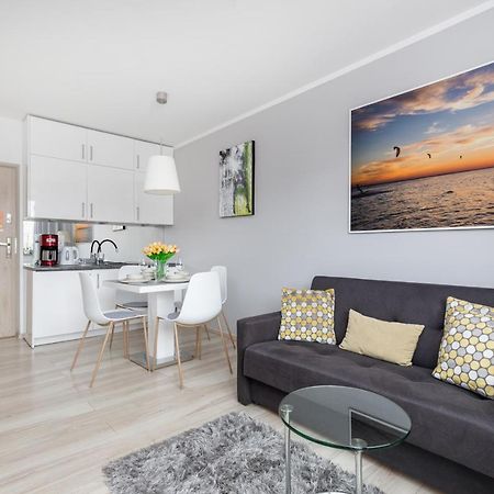 Wind Rose Quarter Apartments By Noclegi Renters Свиноуйсьце Экстерьер фото