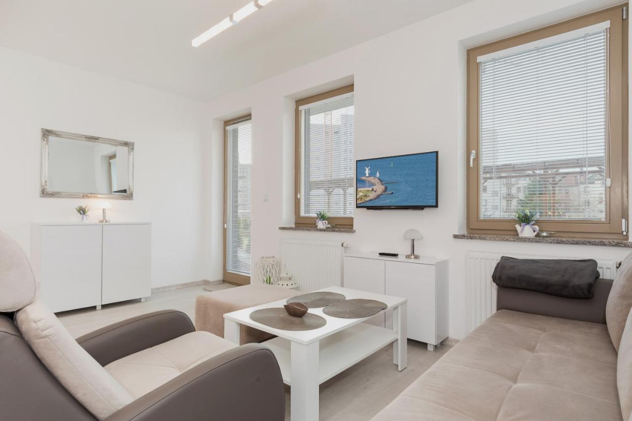 Wind Rose Quarter Apartments By Noclegi Renters Свиноуйсьце Экстерьер фото