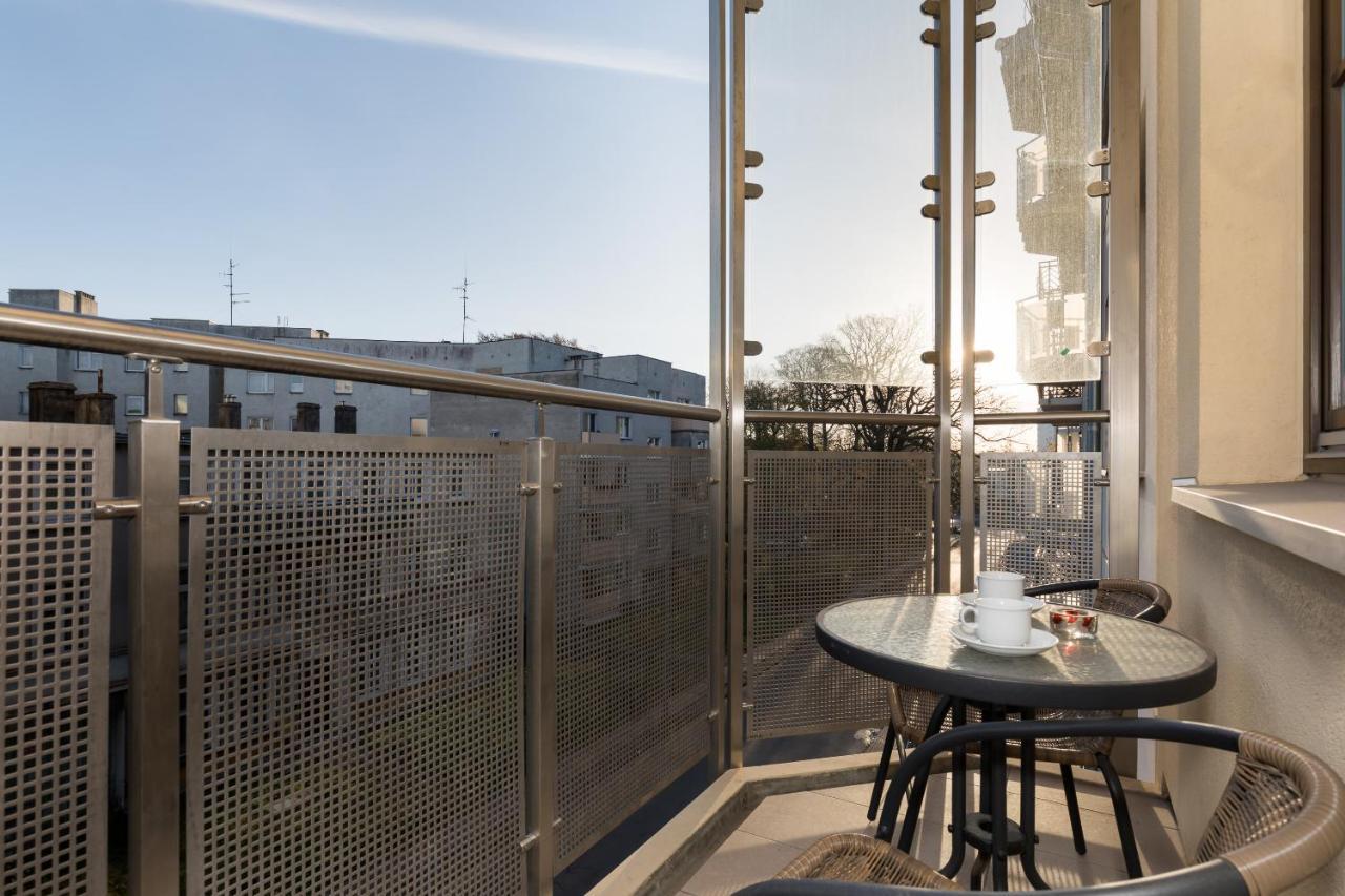 Wind Rose Quarter Apartments By Noclegi Renters Свиноуйсьце Экстерьер фото