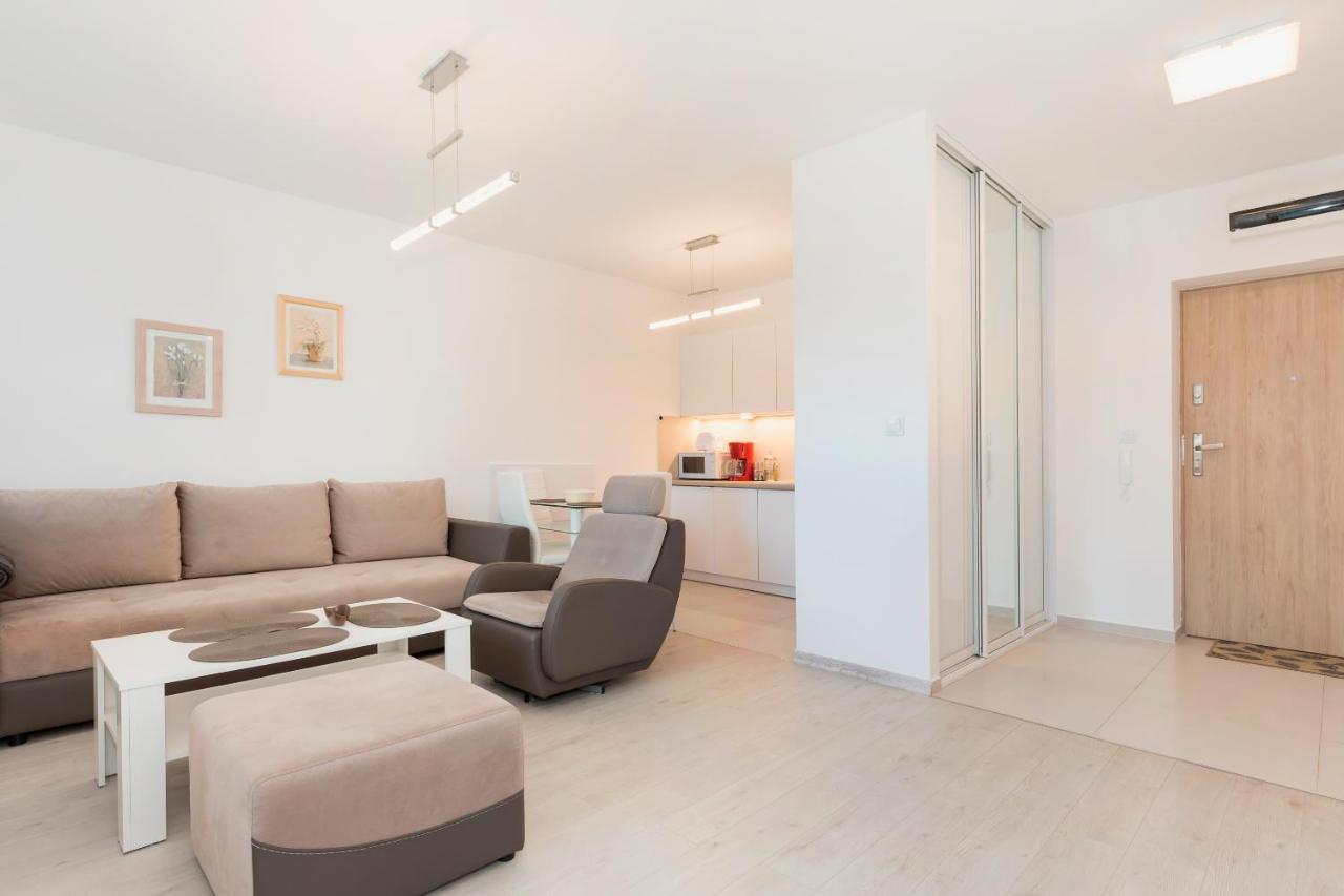 Wind Rose Quarter Apartments By Noclegi Renters Свиноуйсьце Экстерьер фото
